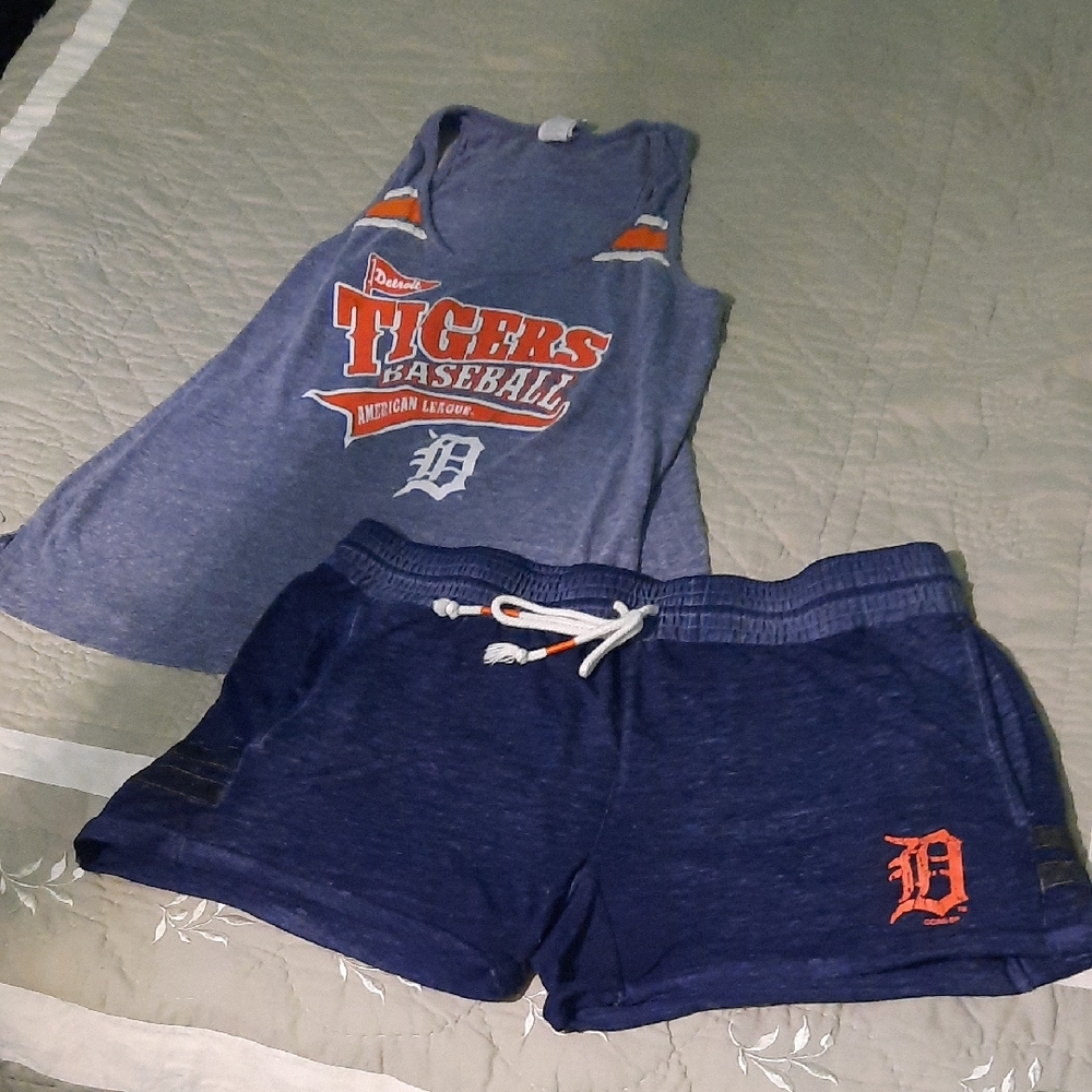 Majestic Blue and Orange Tigers Baseball Set